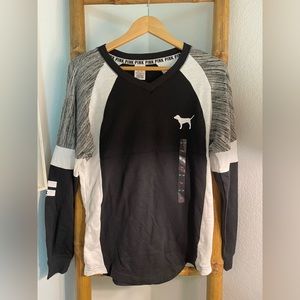 VS PINK NWT black white and gray long sleeve top